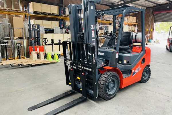 forklift hire